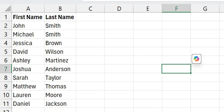 نص مقسم إلى أعمدة في Excel.