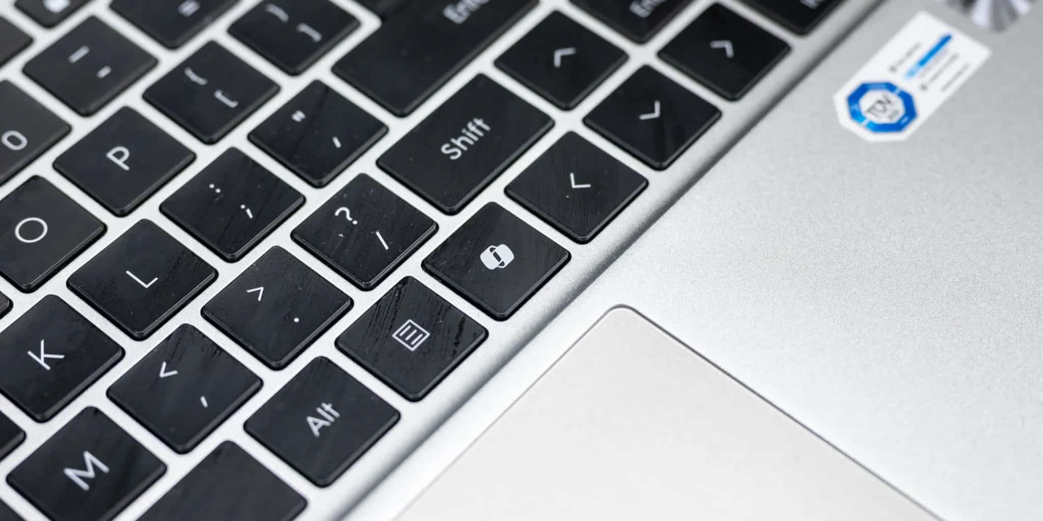 مفتاح Microsoft Copilot على جهاز Tecno Megabook T16 Pro