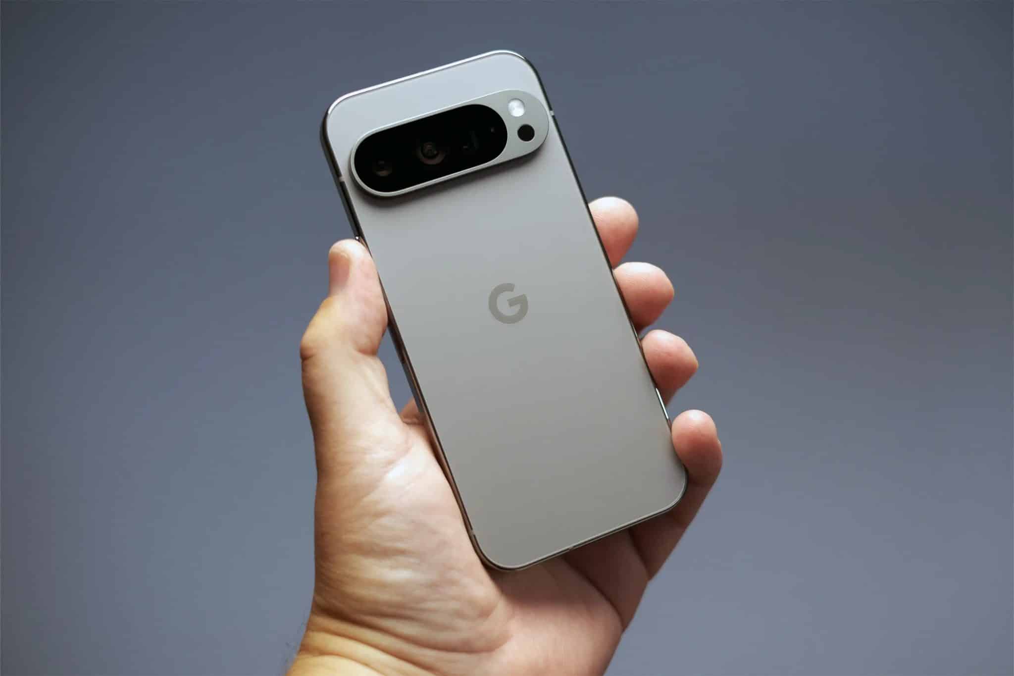 Google Pixel 9 Pro في اليد