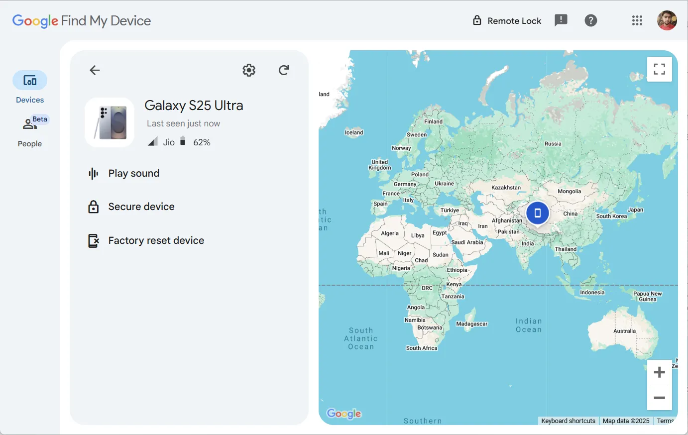 Opening Google Find My Device