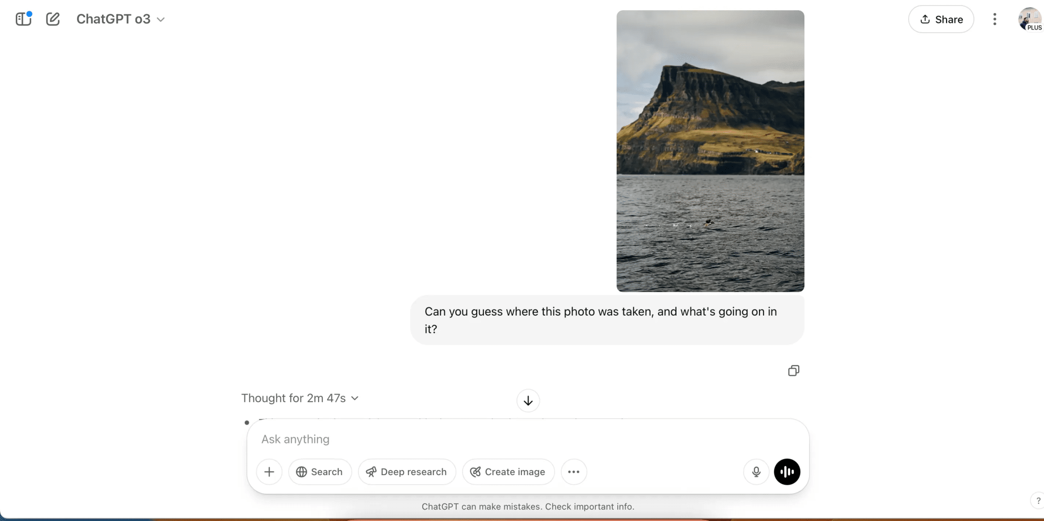 استخدام أداة البحث العكسي عن الصور في ChatGPT وطلب التفسير