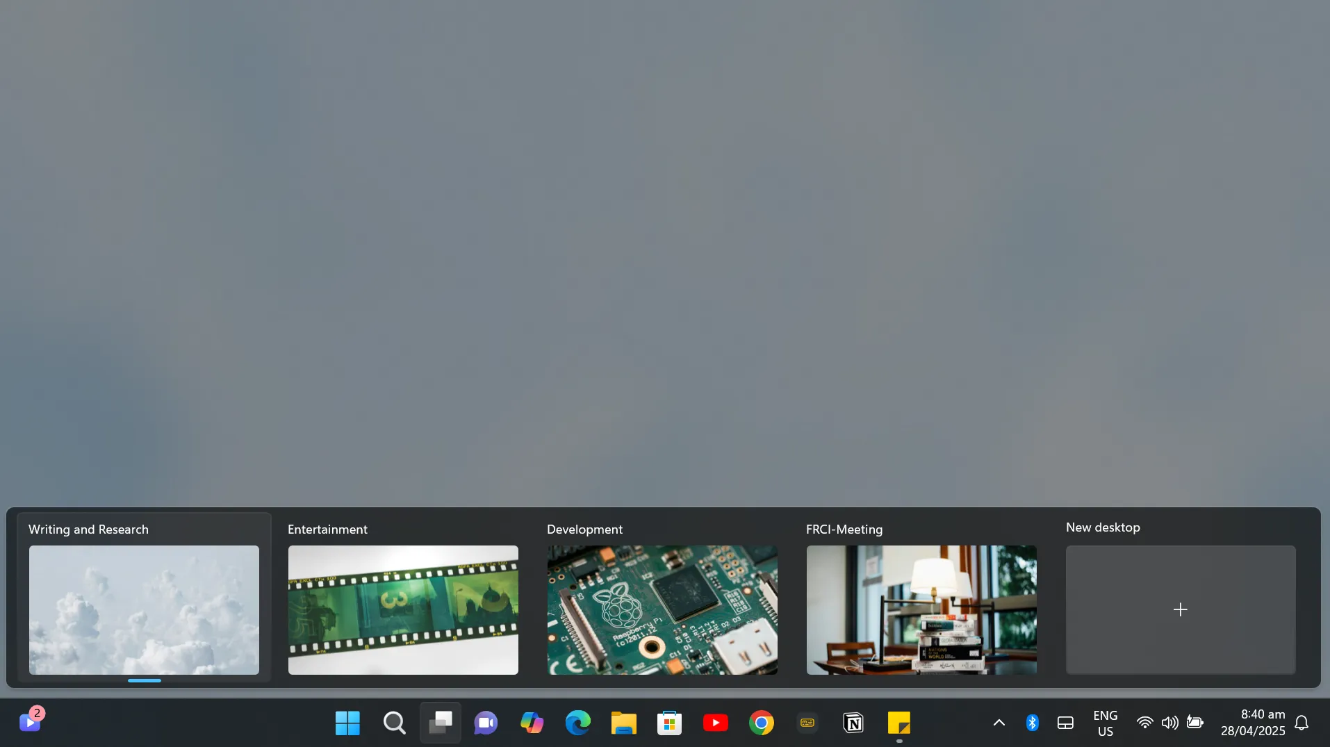 إنشاء أسطح مكتب افتراضية مختلفة للمهام
