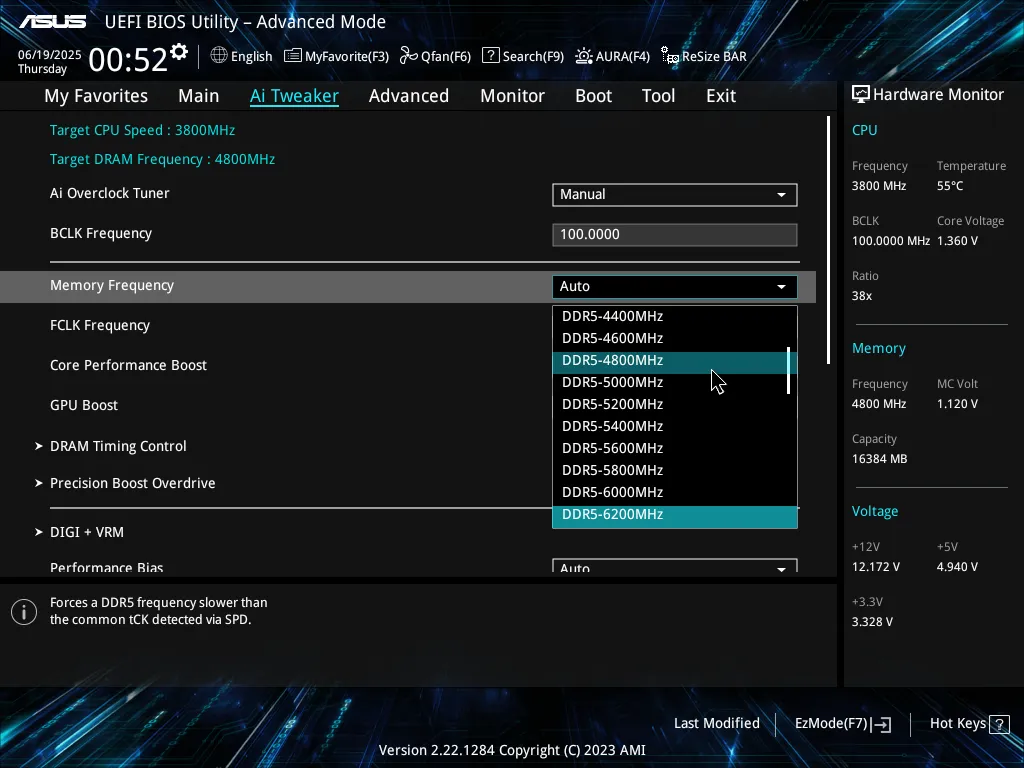 Memory frequency list in ASUS UEFI BIOS.
