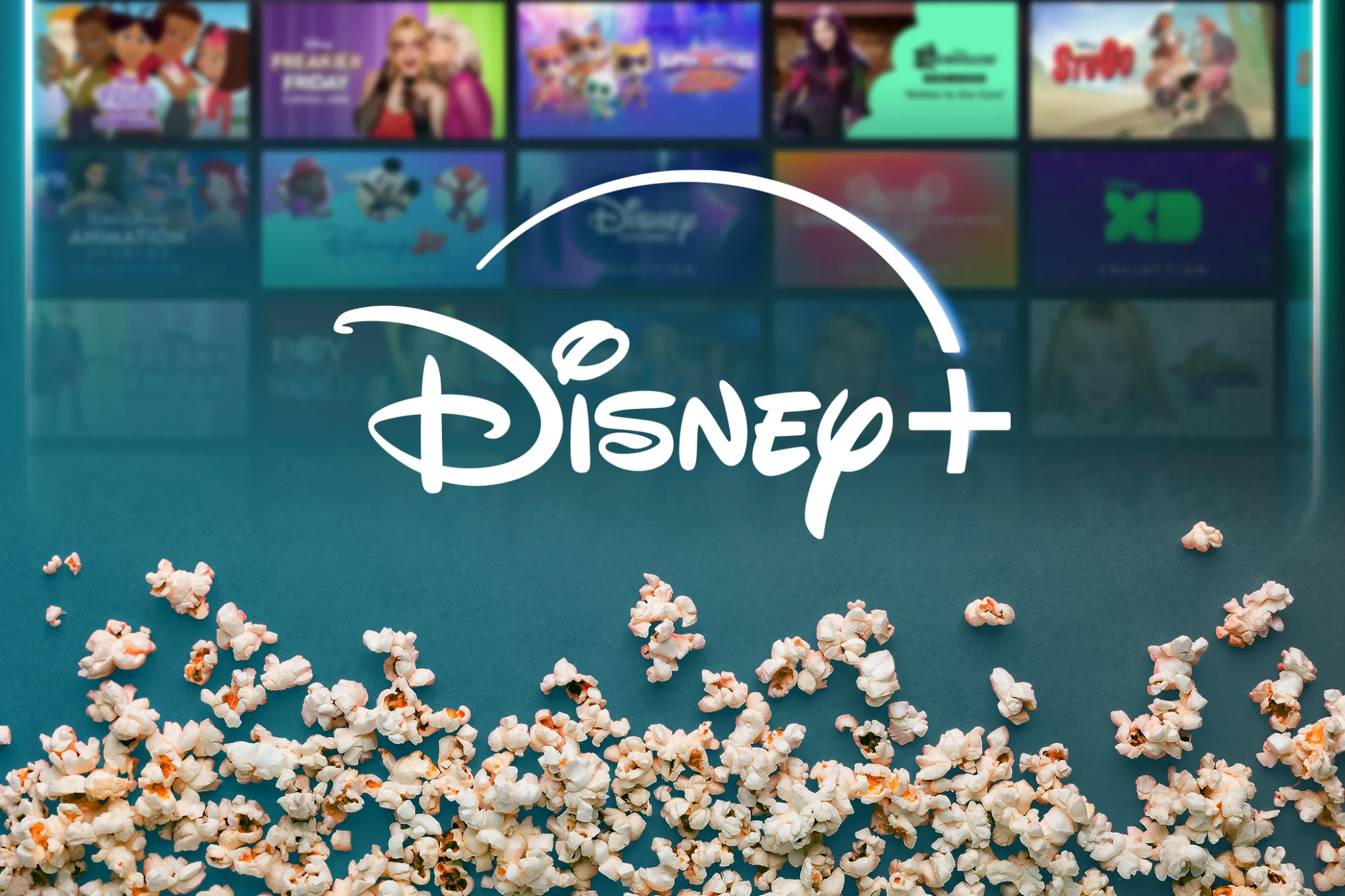 شعار Disney+ يتوسط شبكة ضبابية من العروض، مع الفشار المنتشر في الأسفل