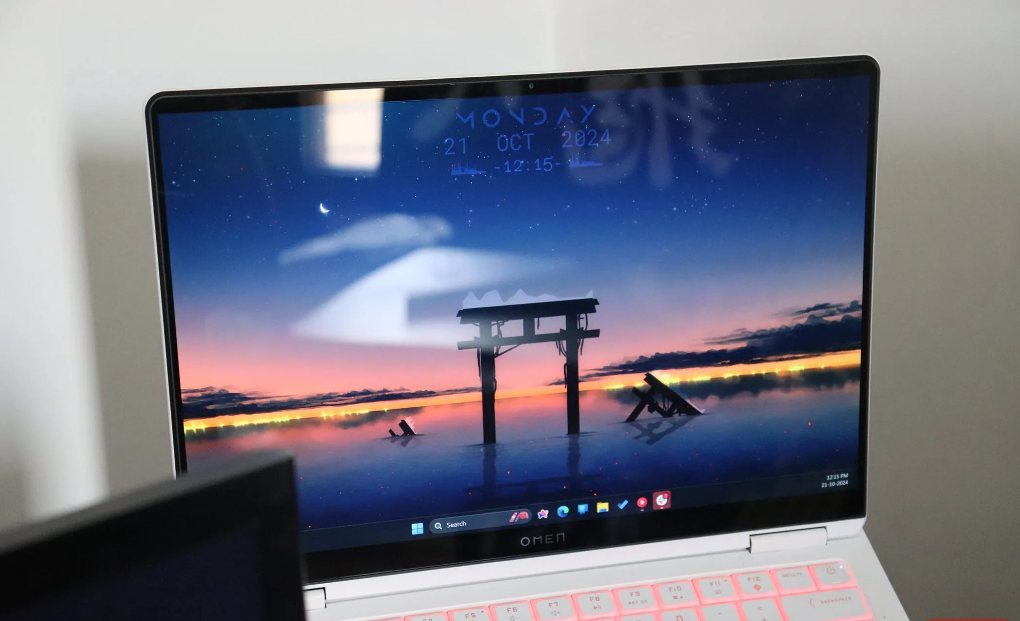 HP Omen Transcend 14 laptop display.