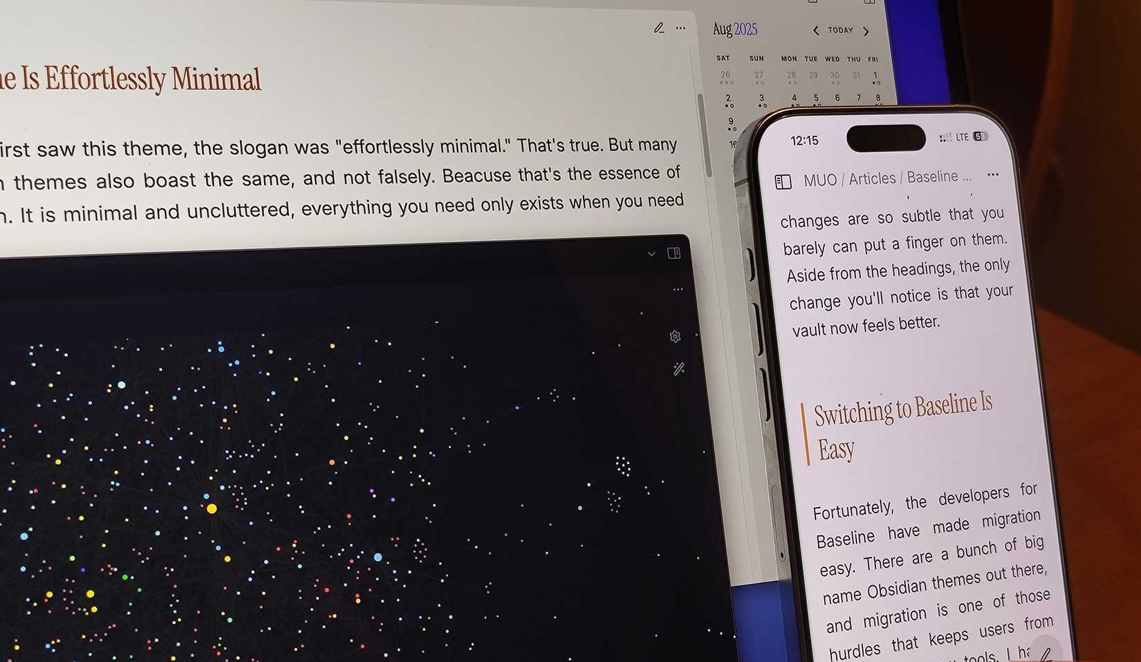 جهاز iPhone و MacBook يعرضان مظهر Baseline في Obsidian
