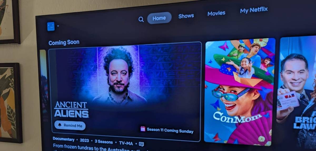 بعد 10 سنوات من استخدام تلفزيون ذكي، قمت أخيرًا بتثبيت VPN: إليك كيف غيّر تجربتي بالكامل