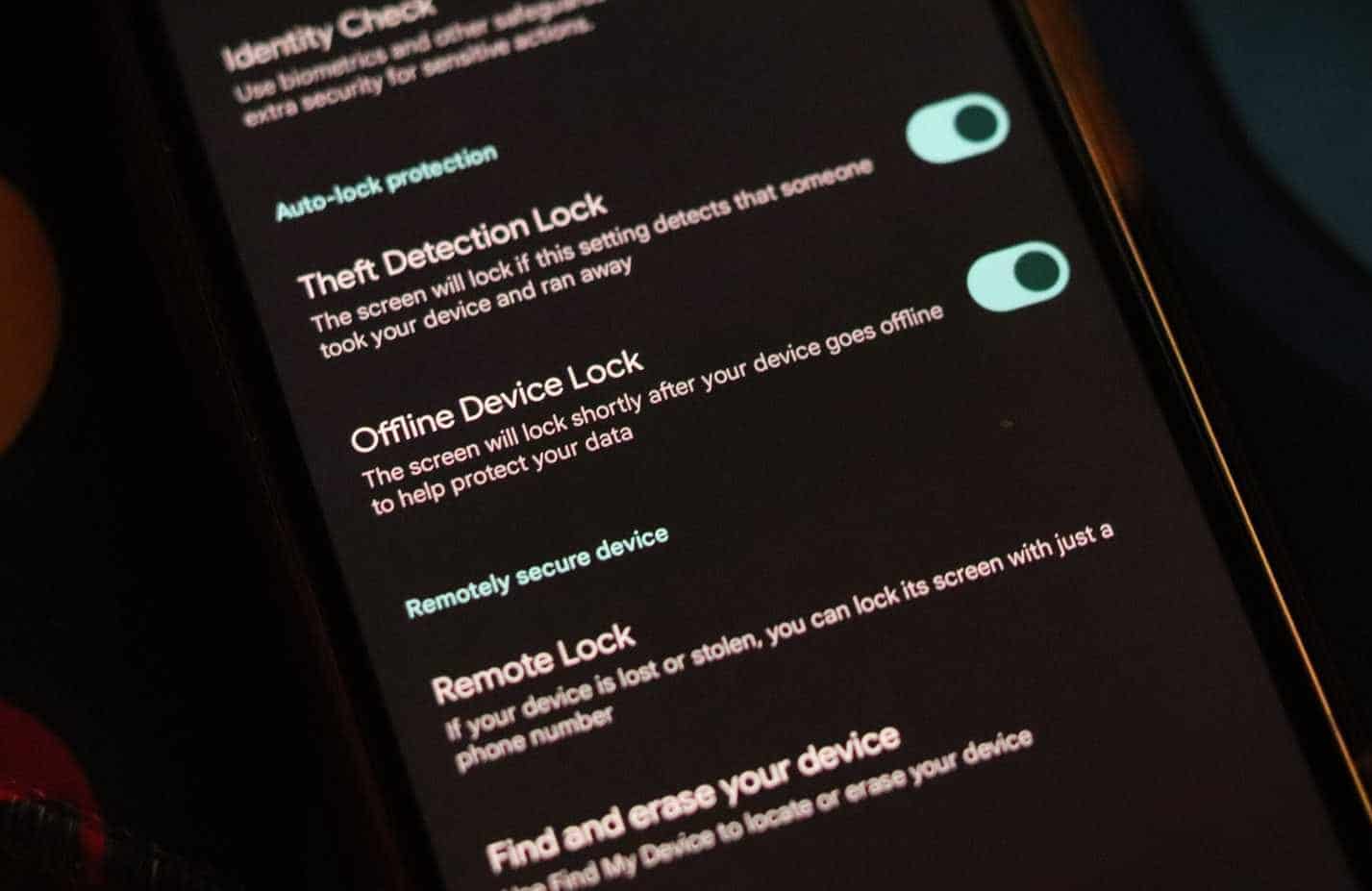 ميزات الحماية من السرقة في إعدادات Android.