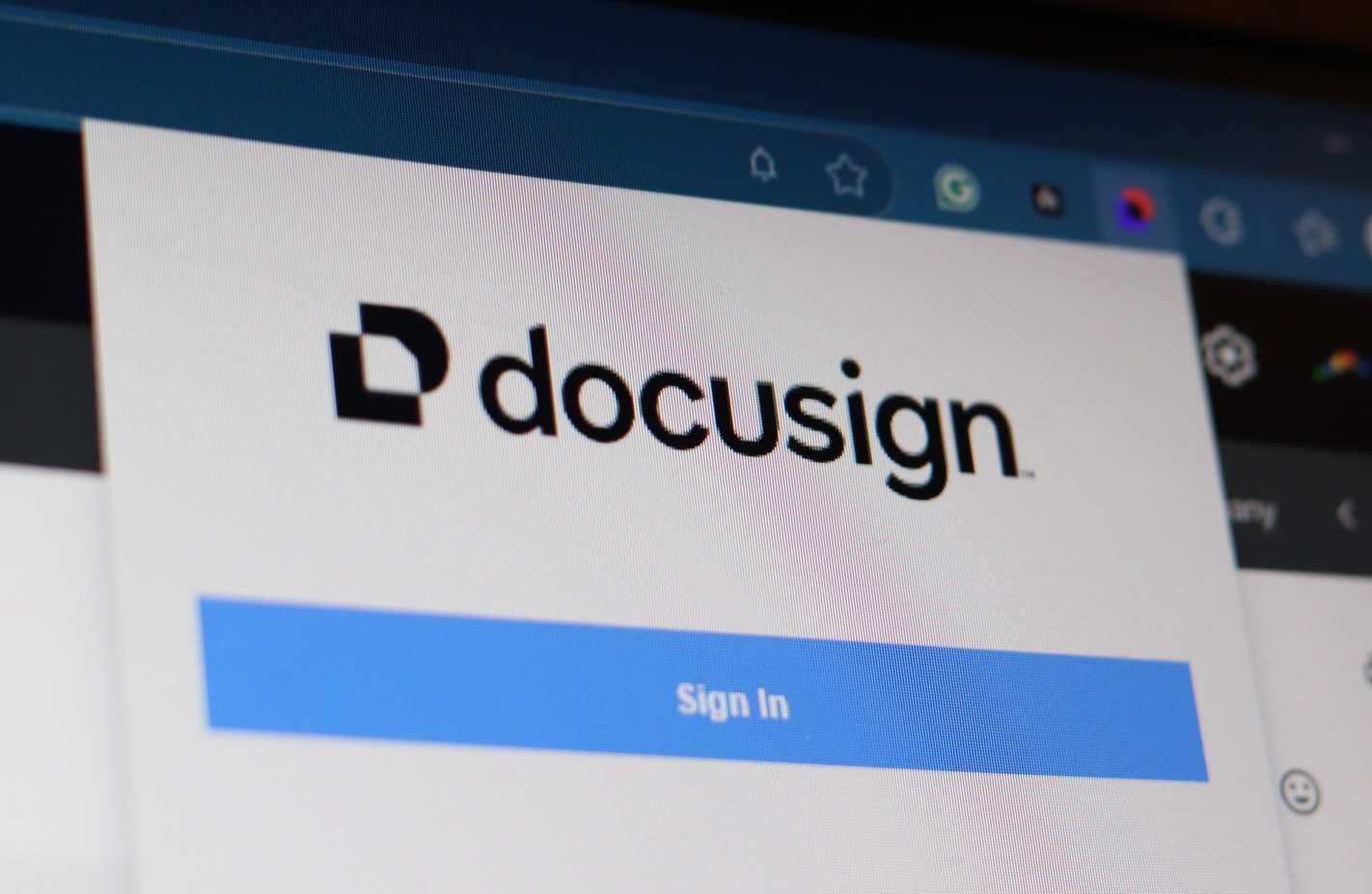 DocuSign extension running on Edge.