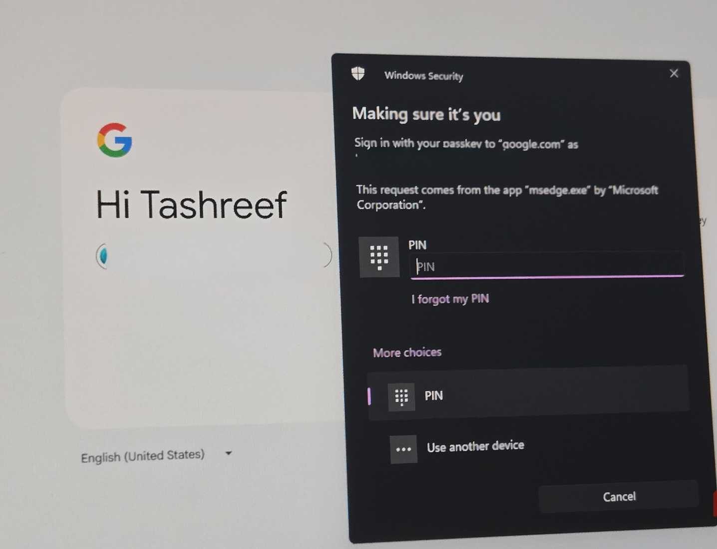 تسجيل دخول باستخدام مفتاح مرور Google يظهر مربع حوار Windows Hello