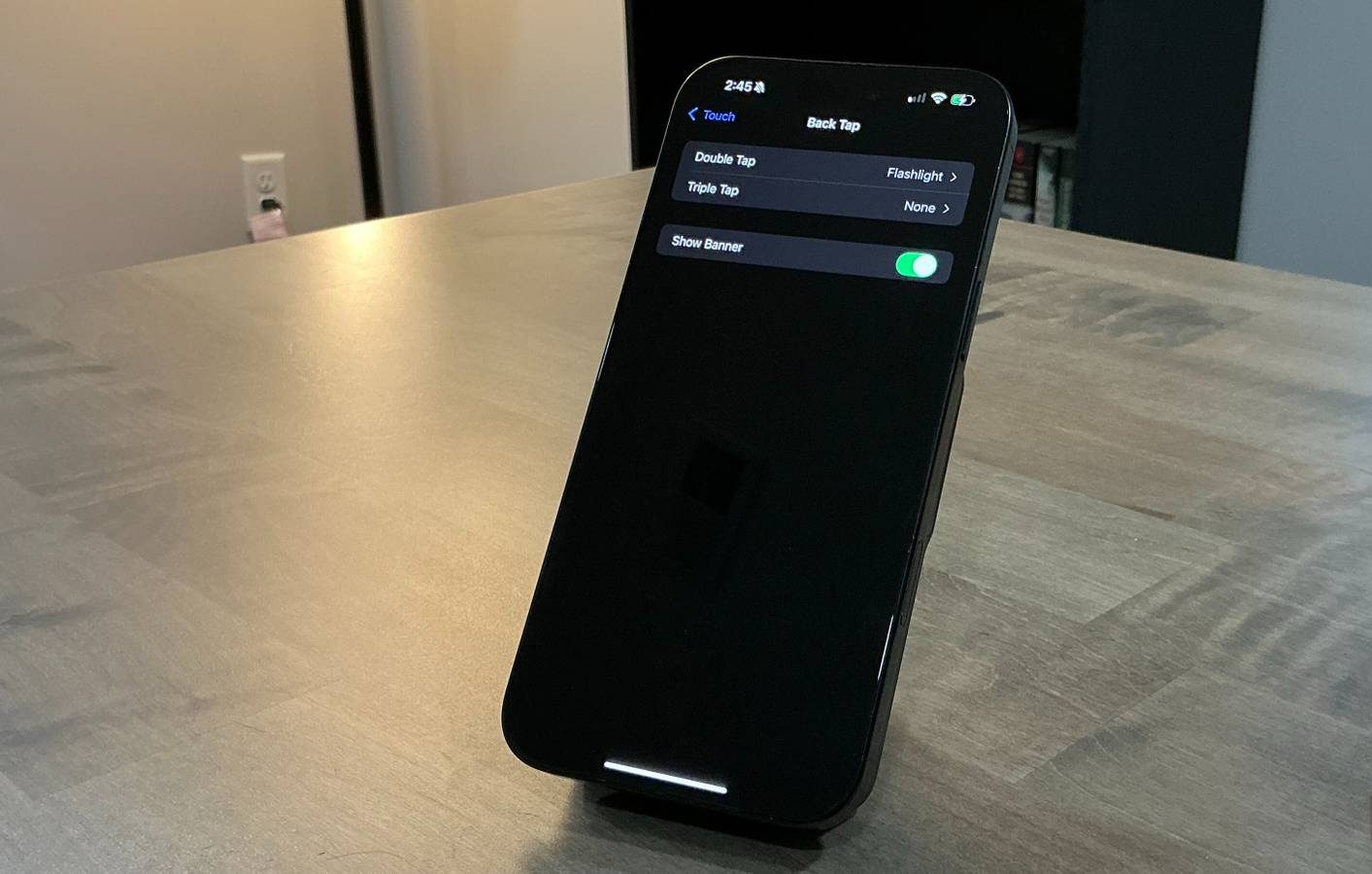 تفعيل الفلاش في iPhone بشكل عشوائي: إعداد قد يكون السبب وكيفية إصلاحه