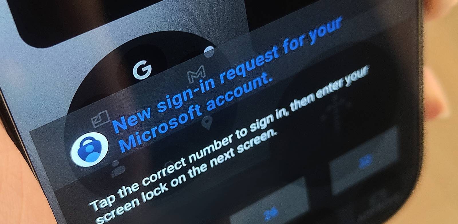 المصادقة الثنائية: إجراء أمني ضروري ولكنه مزعج يتحمله الجميع لحماية حساباتهم على الإنترنت.