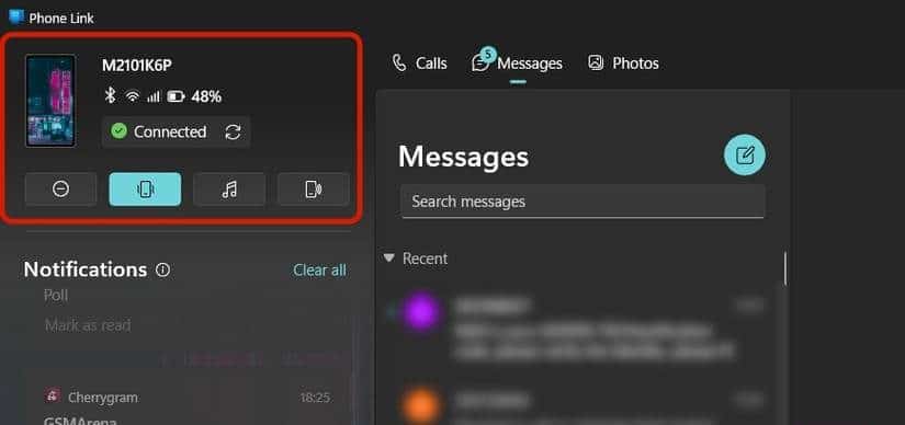 حالة مزامنة الهاتف تظهر قيد التشغيل في تطبيق Phone Link في Windows 11.