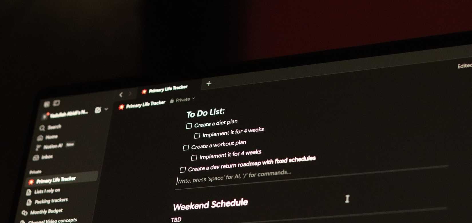 صفحة Notion مع قائمة مهام.