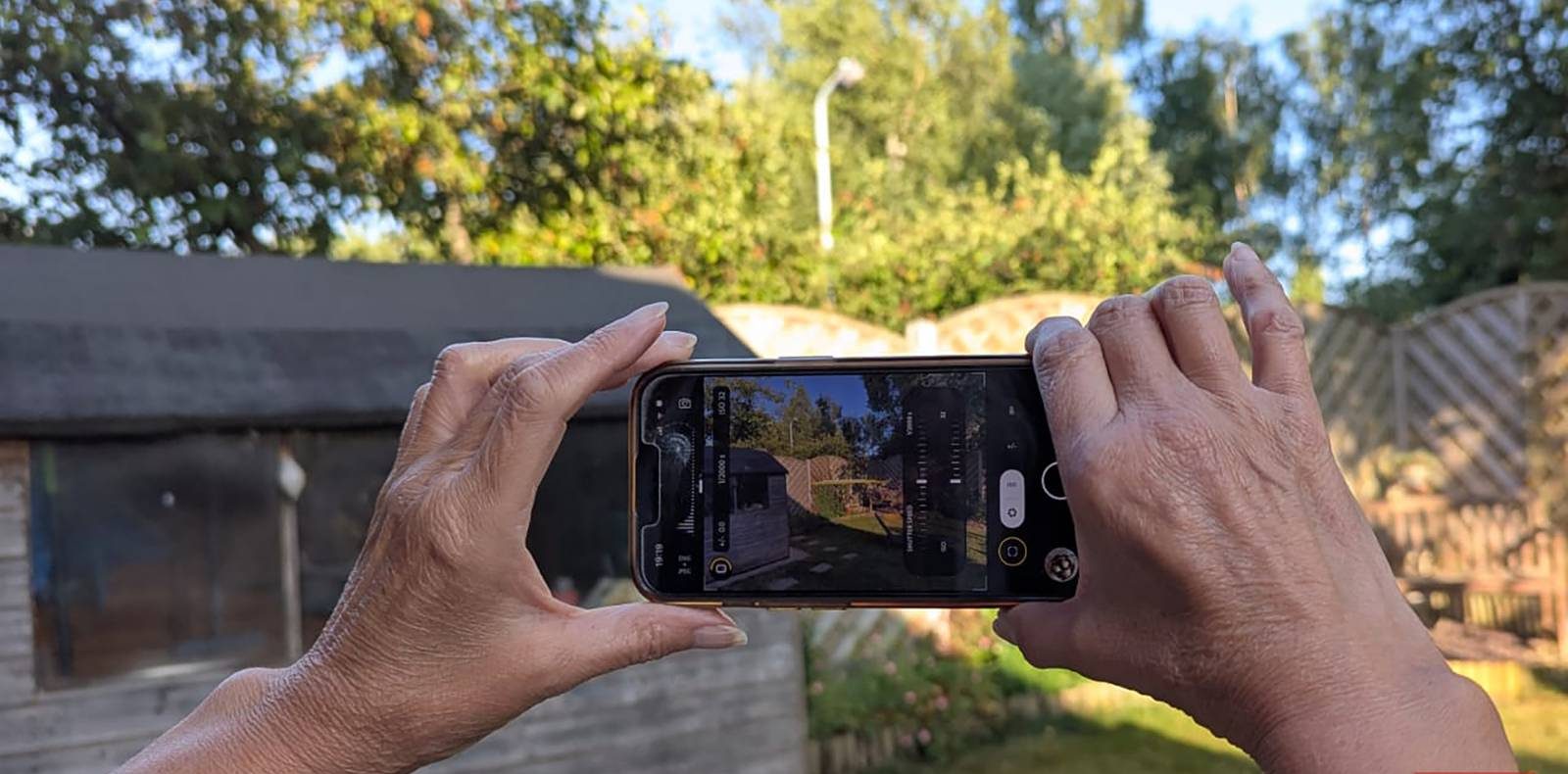 تطبيقات تصوير فوتوغرافي مجانية لا تحظى بالتقدير الكافي: اكتشف بدائل احترافية لم تجربها من قبل