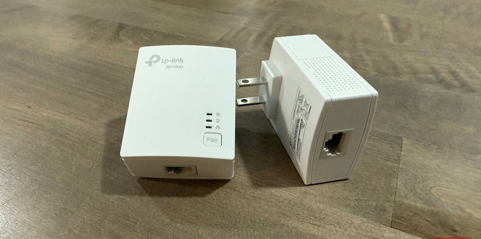 هذا الجهاز الصغير الذي لا يتعدى سعره 45 دولارًا قام بإصلاح مشكلة ضعف الإنترنت في تلفزيوني الذكي بشكل جذري.