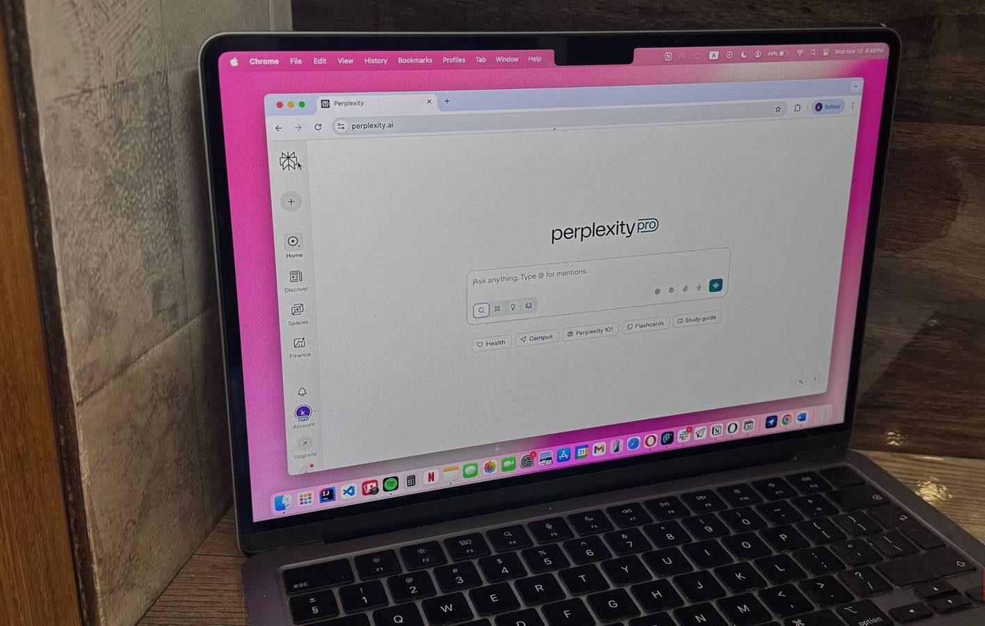 يا للأسف! اكتشفتُ للتو قوة ميزة [Perplexity] هذه بعد تجاهلٍ طويل: دليل شامل للاستفادة القصوى.