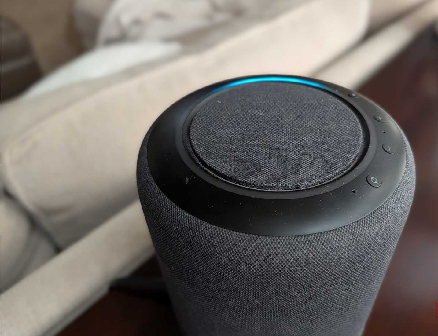 Echo Studio مع Alexa Plus