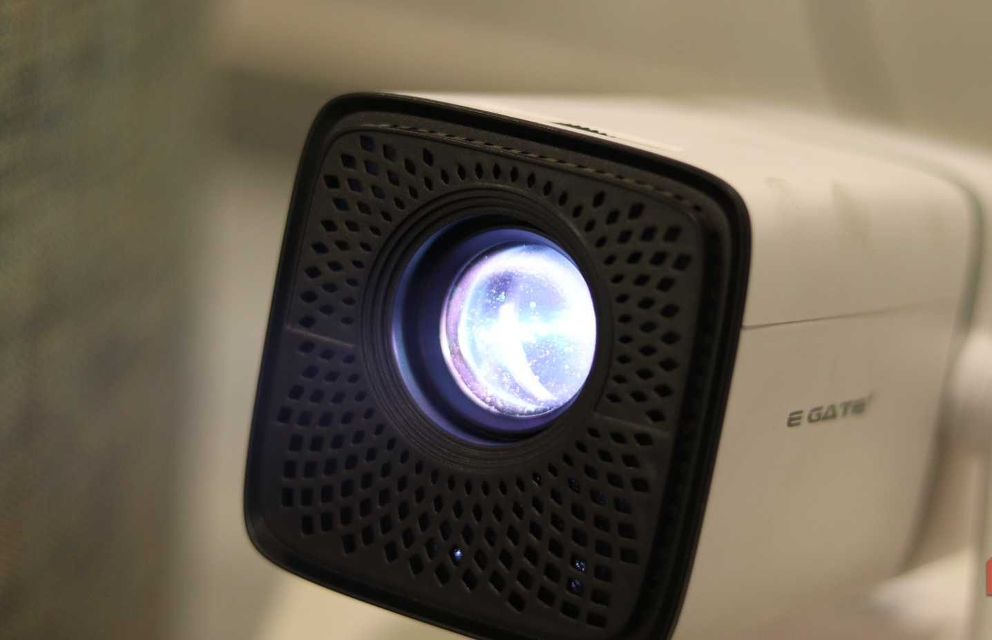 لمبة جهاز عرض Egate.