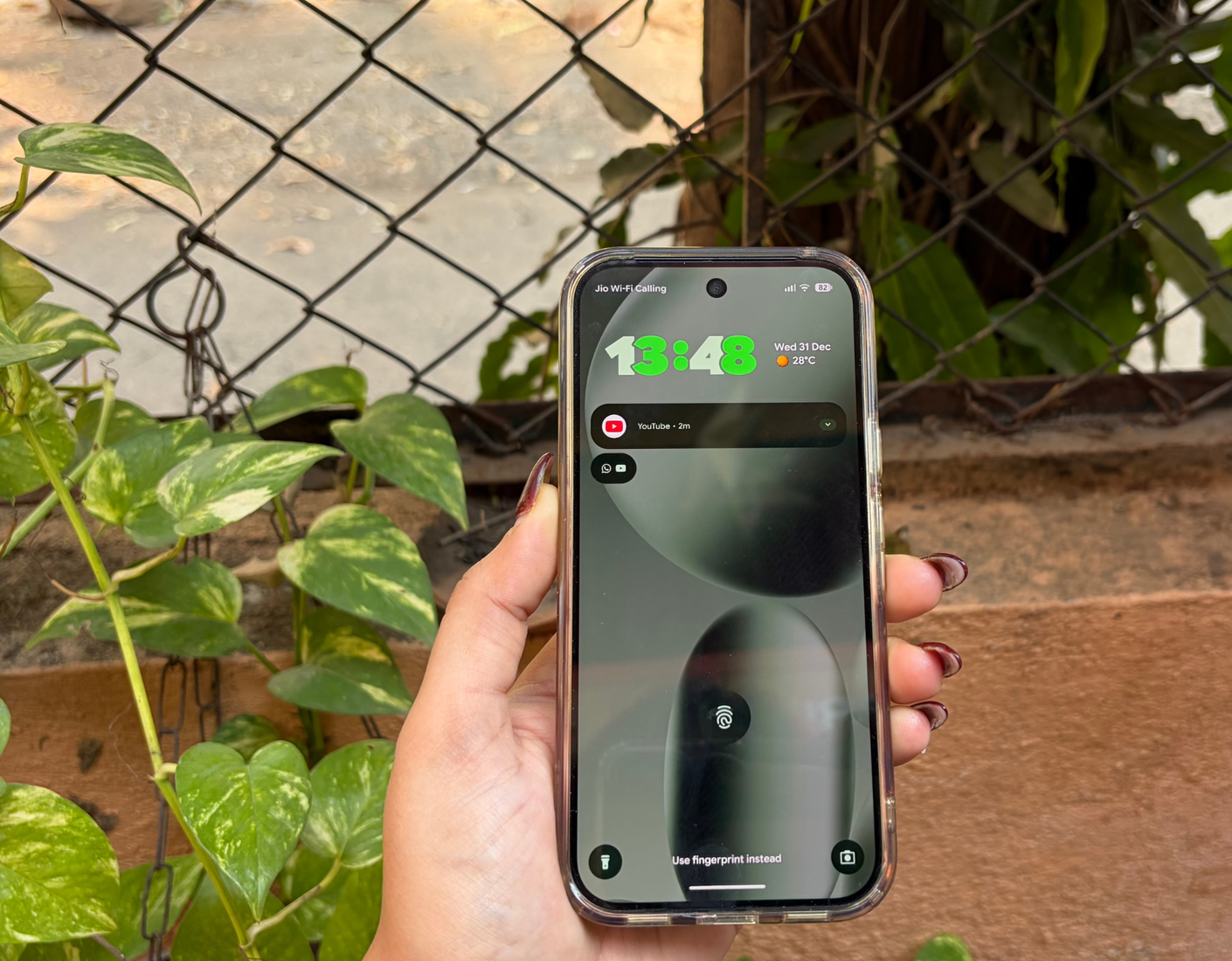 ميزة لمحة سريعة على شاشة القفل