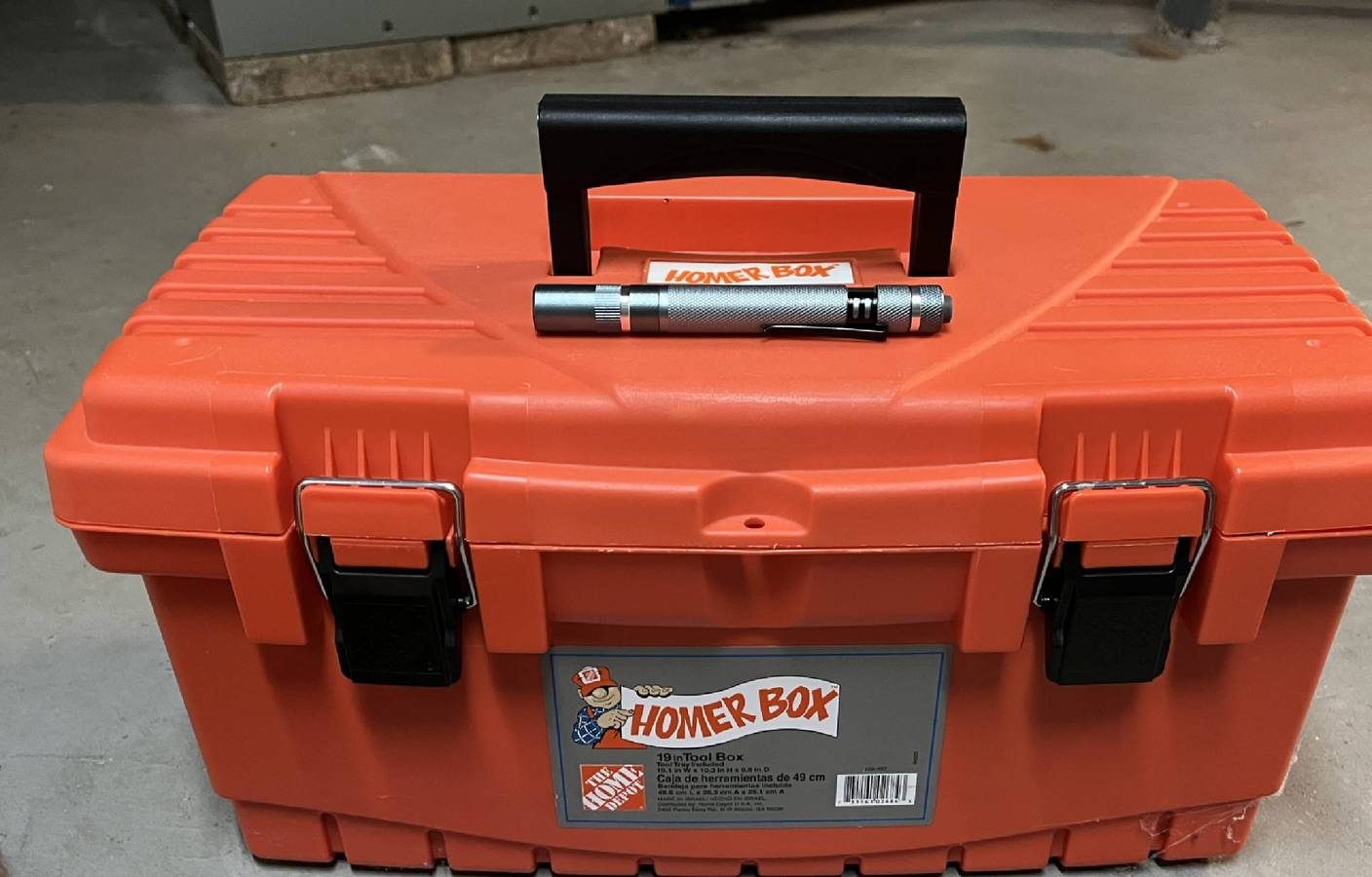 هذه الأداة بـ 13 دولارًا أكثر فائدة من عدة المثقاب الخاصة بي