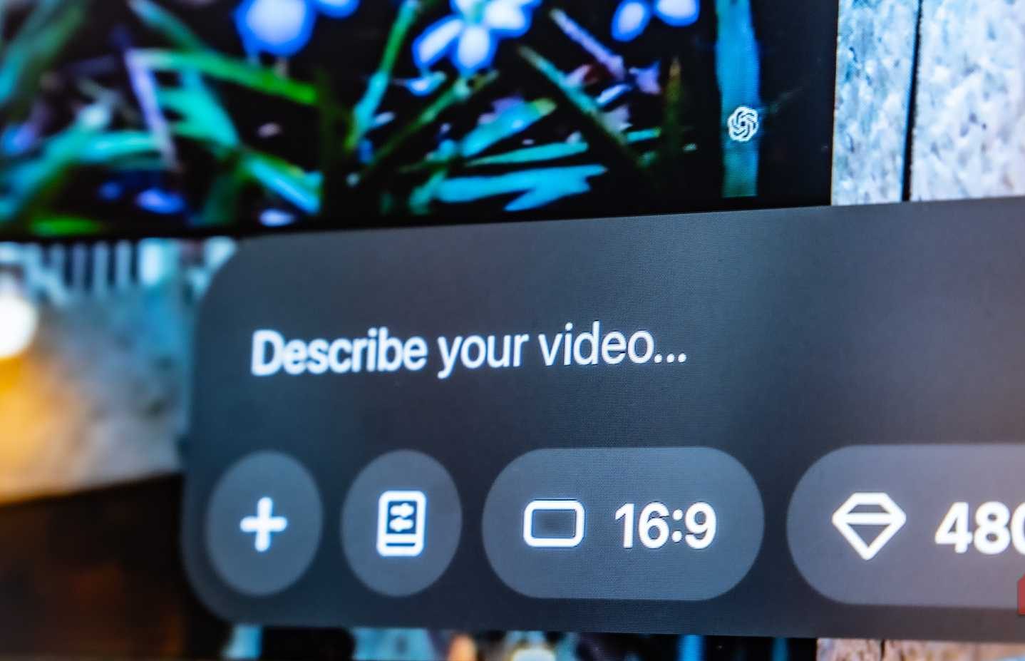 صورة شاشة على sora.com تعرض سطر المطالبة.